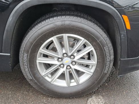 Used 2022 Chevrolet Traverse LT AWD/4WD image 8