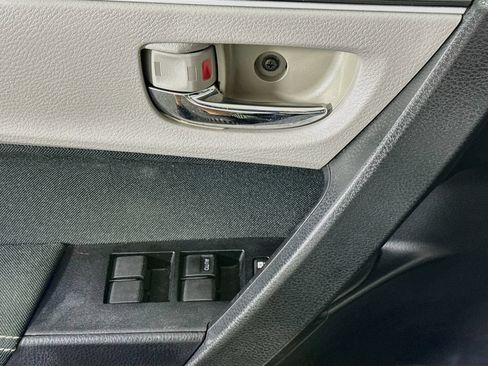 Certified 2019 Toyota Corolla LE FWD image 22