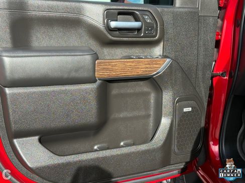 Certified 2022 Chevrolet Silverado 2500 High Country w/ Technology Package image 16