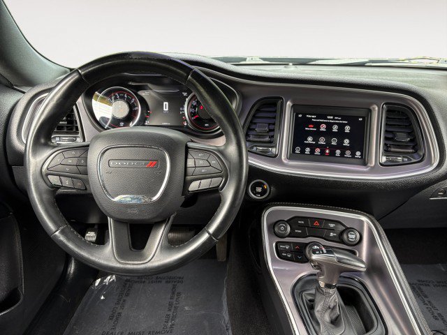 Used 2019 Dodge Challenger SXT RWD image 9
