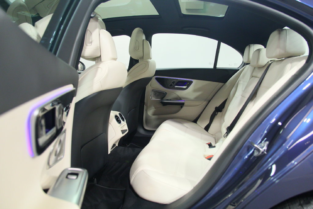 Certified 2024 Mercedes-Benz C 300 4MATIC Sedan image 29