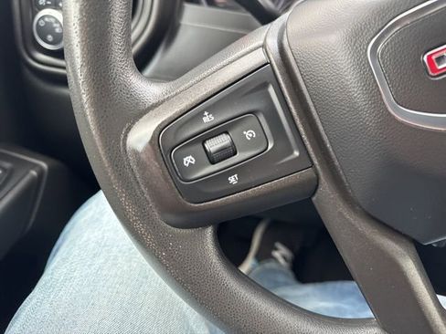 Used 2020 GMC Sierra 1500 4x4 Crew Cab w/ Sierra Value Package image 34