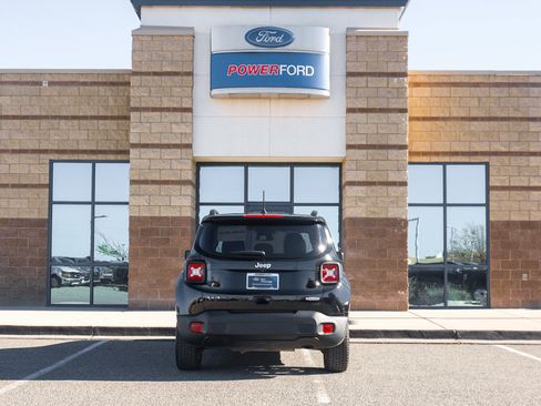 Used 2021 Jeep Renegade Latitude w/ Convenience Group image 7