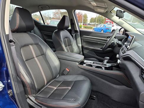 Certified 2024 Nissan Altima 2.5 SR image 10