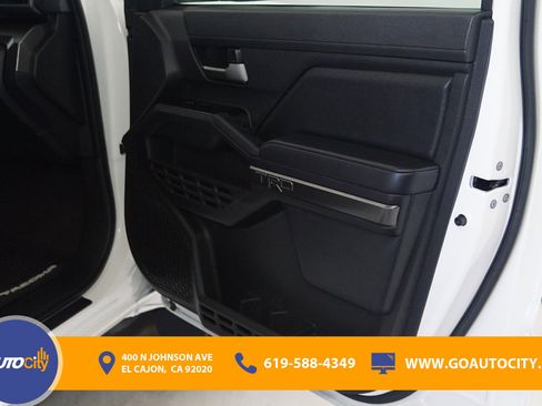 Used 2024 Toyota Tacoma TRD Sport image 17