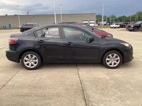 Used 2013 MAZDA MAZDA3 i SV FWD image 10
