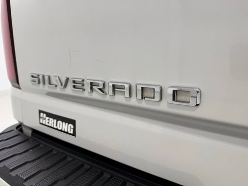 Used 2022 Chevrolet Silverado 3500 High Country w/ Z71 Off-Road Package image 10