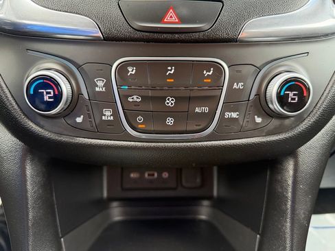 Used 2019 Chevrolet Equinox LT AWD/4WD image 12
