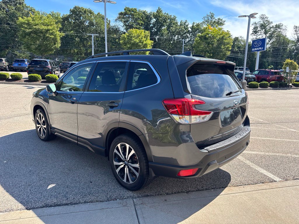 Used 2021 Subaru Forester Limited AWD/4WD image 3