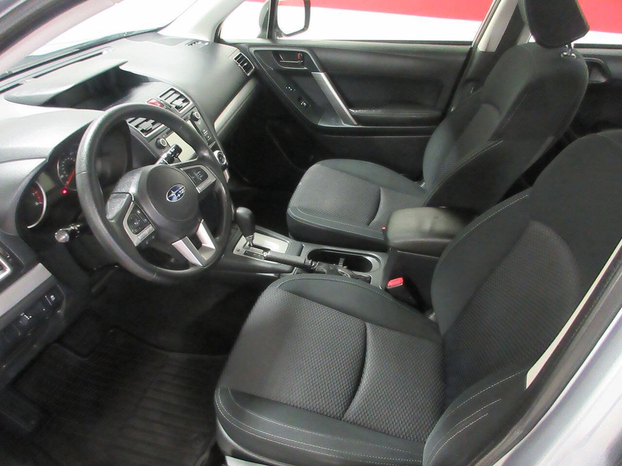 Used 2017 Subaru Forester 2.5i w/ Alloy Wheel Package AWD/4WD image 7
