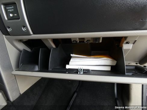 Used 2003 HUMMER H2 w/ Preferred Equipment Group image 48