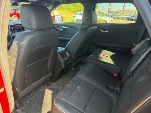 Used 2019 Chevrolet Blazer Premier w/ Sun and Wheels Package FWD image 10