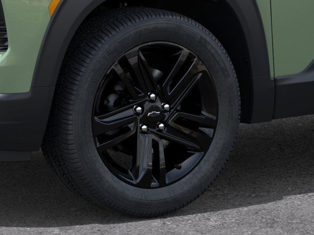 New 2026 Chevrolet TrailBlazer LT w/ Midnight Edition FWD image 9