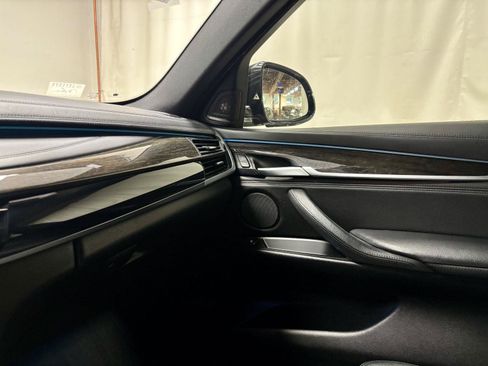 Used 2016 BMW X6 xDrive50i AWD/4WD image 39