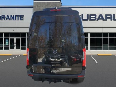 Used 2021 Mercedes-Benz Sprinter 2500 image 7