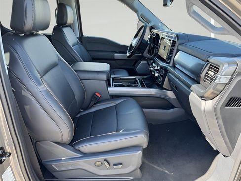 New 2026 Ford F250 Lariat w/ Lariat Premium Package image 30