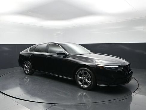 Used 2024 Honda Accord EX image 1