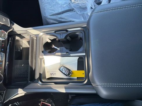 New 2026 Ford F250 Lariat w/ Lariat Ultimate Package image 24