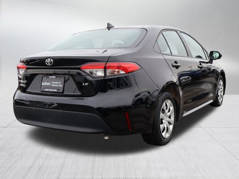 Used 2024 Toyota Corolla LE image 7