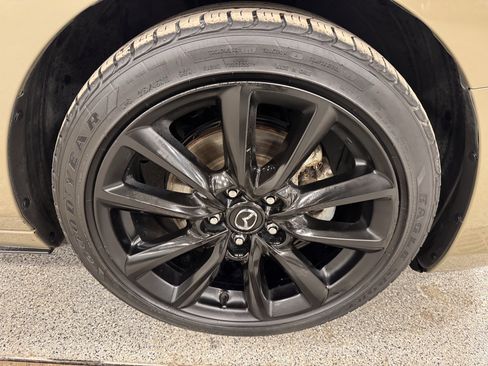 Used 2024 MAZDA MAZDA3 s image 30