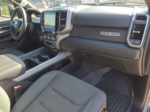 Used 2024 RAM 1500 Lone Star image 30