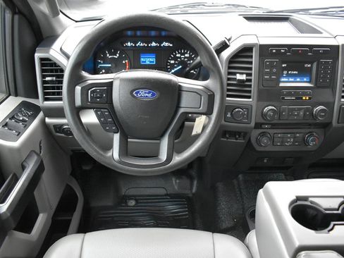 Used 2018 Ford F250 XL w/ Power Equipment Group image 12