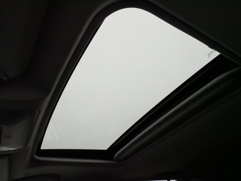 Certified 2025 Toyota RAV4 XLE Premium image 32