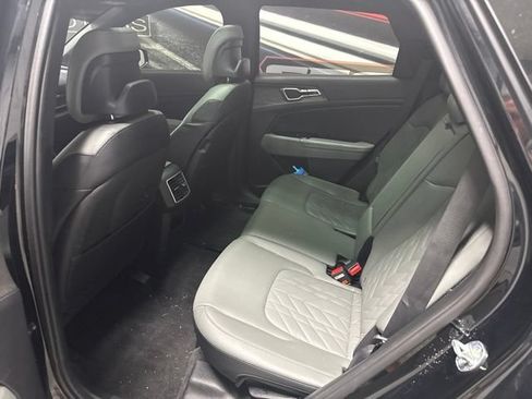 Used 2023 Kia Sportage X-Line w/ X-Line Premium Package AWD/4WD image 12