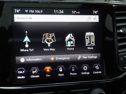 Used 2020 Jeep Grand Cherokee SRT image 31