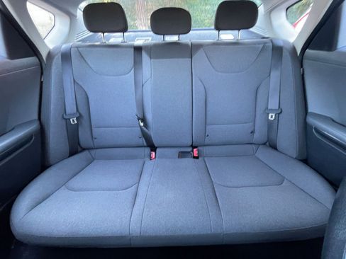 Used 2025 Kia K4 LXS image 37