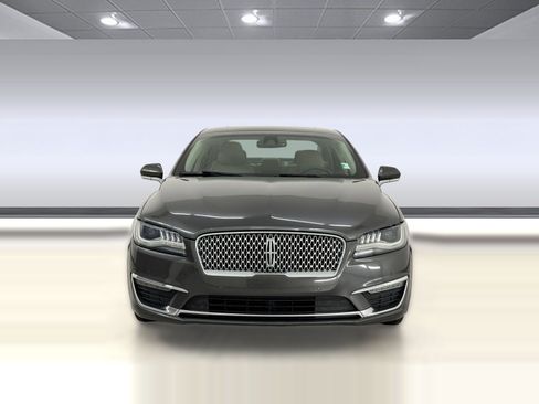 Used 2017 Lincoln MKZ Select w/ Technology Package FWD image 6