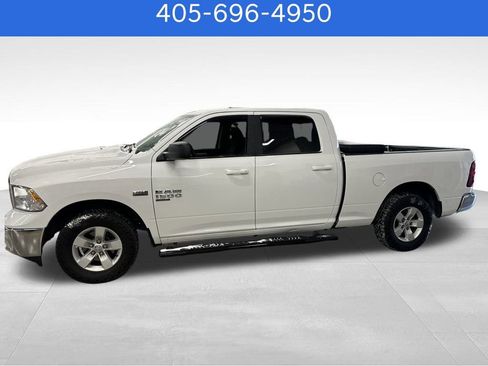 Used 2020 RAM 1500 Classic SLT image 12