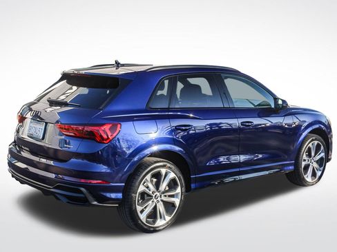 Used 2022 Audi Q3 2.0T Premium Plus w/ Premium Plus Package image 10