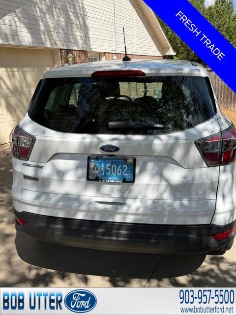 Used 2017 Ford Escape S FWD image 4