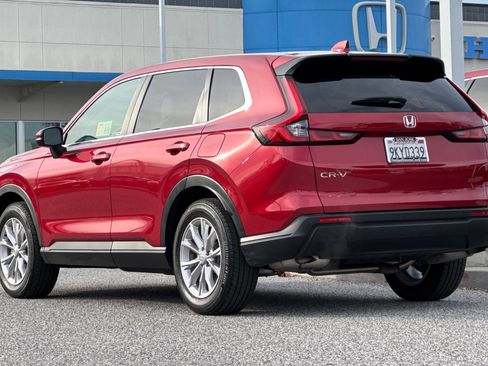 Used 2024 Honda CR-V EX-L image 3