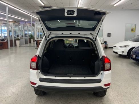 Used 2016 Jeep Compass Sport image 29