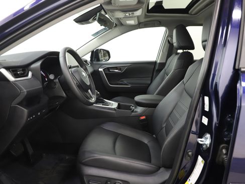 Used 2025 Toyota RAV4 XLE Premium w/ Weather Package AWD/4WD image 27