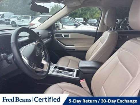 Certified 2023 Ford Explorer XLT w/ Equipment Group 202A AWD/4WD image 9