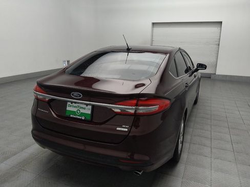Used 2017 Ford Fusion SE w/ Fusion SE Technology Package image 9