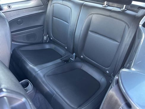 Used 2013 Volkswagen Beetle 2.5 image 13