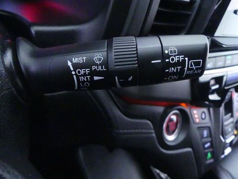 Used 2025 Honda Odyssey Sport-L image 18