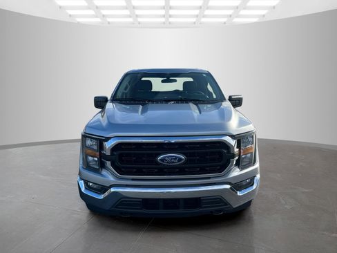 Used 2023 Ford F150 XLT w/ Trailer Tow Package image 2