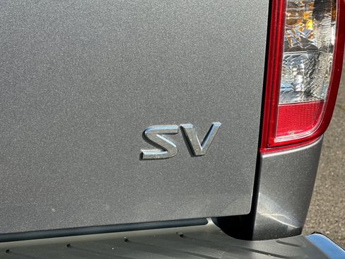 Used 2020 Nissan Frontier SV image 30