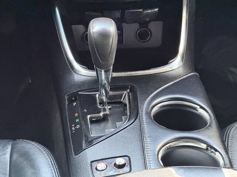 Used 2018 Toyota Avalon XLE w/ Carpet Mat Package image 16