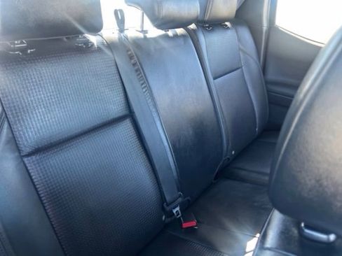 Used 2023 Toyota Tacoma TRD Off-Road w/ TRD Premium Off Road Package image 18