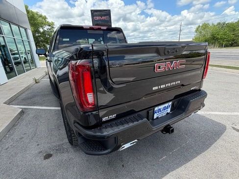 New 2026 GMC Sierra 1500 AT4 w/ AT4 Premium Package image 8