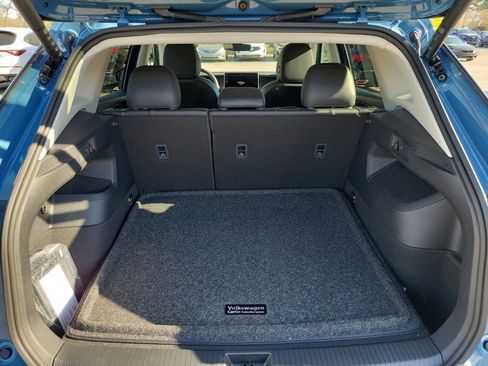 New 2026 Volkswagen Tiguan SE AWD/4WD image 15