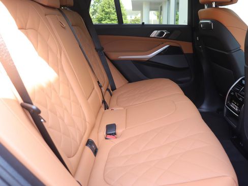 New 2026 BMW X5 sDrive40i w/ Climate Comfort Package RWD image 21