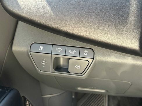Used 2024 Kia EV9 Light Long Range RWD image 15