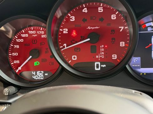Certified 2022 Porsche 718 Boxster Spyder RWD image 19